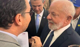 Lúdio entrega a Lula denúncia sobre a proibição da pesca em Mato Grosso