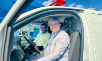 Deputado Moretto destina ambulância para Rio Branco