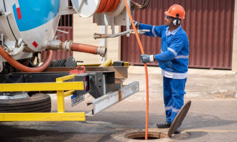 Águas Pontes e Lacerda fiscaliza ligações de água pluvial na rede de esgoto