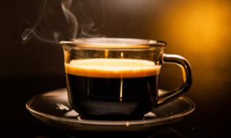Café tem aumento de mais de 50% no preço e consumidores reclamam em MT