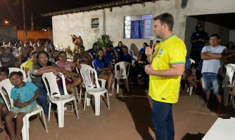 Candidato participa de reuniões e carreatas no dia da Independência