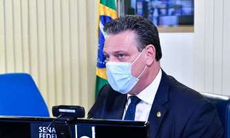 Fávaro pede que projeto que autoriza aviação agrícola contra incêndios seja votado na Câmara