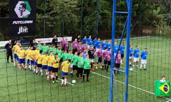 FILHO DE PONTES E LACERDA: Palhaço Elias realiza evento com participação de ex-jogadores e youtubers e faz sucesso em Franca-SP