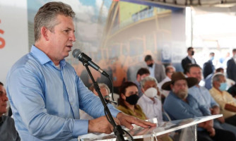 Governador regulamenta fundo garantidor com crédito de R$ 100 milhões para gerar emprego e renda