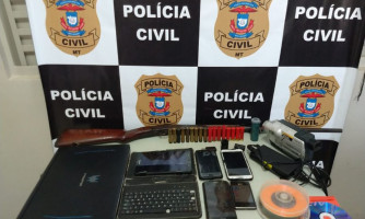 JAURU: Polícia Civil apreende arma de fogo e munições após cumprimento de mandado de busca e apreensão