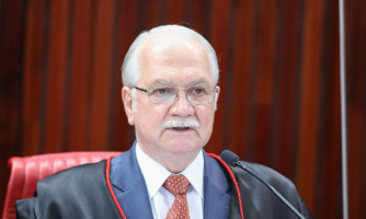 Ministro do STF limita decretos sobre armas e munições legalizadas