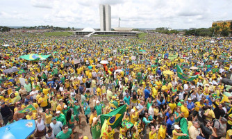 Ministro do TSE nega pedido para investigar caravanas pró-Bolsonaro