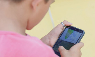 Pediatras alertam para aumento de desafios perigosos na internet