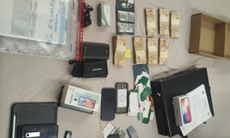 Polícia Civil apreende R$ 34 mil, celulares e computadores de alvos investigados por homicídio de advogado