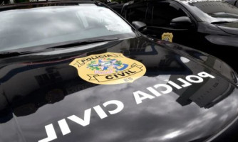 Polícia Civil cumpre prisão de foragido suspeito de simular roubo para matar os próprios pais no Paraná