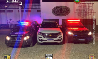 Policiais do Gefron recuperam caminhonete roubada em Curvelândia