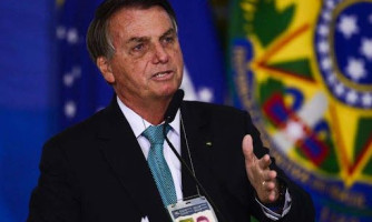 Presidente veta fundo eleitoral de R$ 5,7 bilhões para 2022