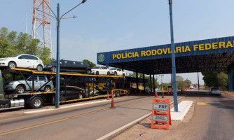 PRF recupera caminhonete L200 Triton furtada que era transportada em cegonha para Rondônia