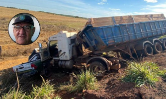 Servidor do Ibama morre ao bater caminhonete em 2 carretas