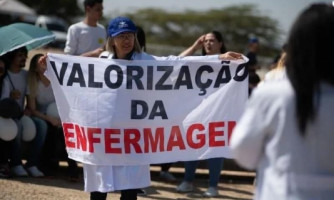 STF forma maioria para suspender piso salarial da enfermagem
