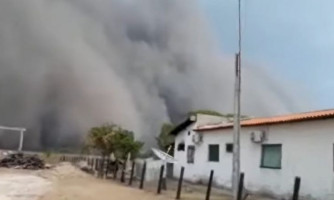 VEJA O VÍDEO :Tempestade de areia assusta moradores na divisa de MT com Bolívia