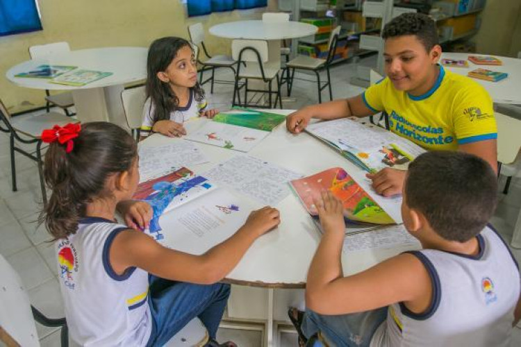 Prefeitos e secretários de educação recebem alerta para cumprir meta da estratégia Busca Ativa Escolar