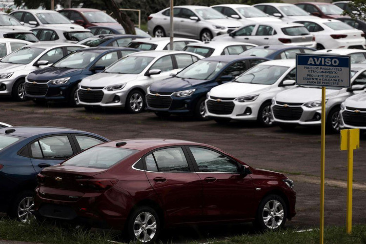 VAI SUBIR: Reoneração do diesel compensará prorrogação de programa para carros no Brasil