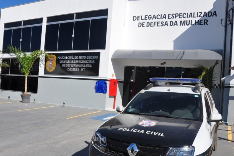 Polícia Civil prende homem que abusava de enteada com deficiência intelectual em Cáceres