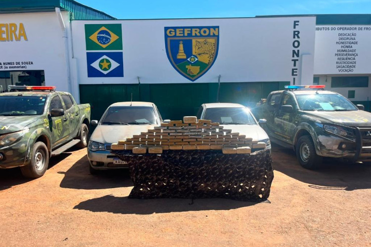 Gefron causa prejuízo de R$ 530 mil às facções criminosas com apreensão de quatro veículos e 67 quilos de drogas