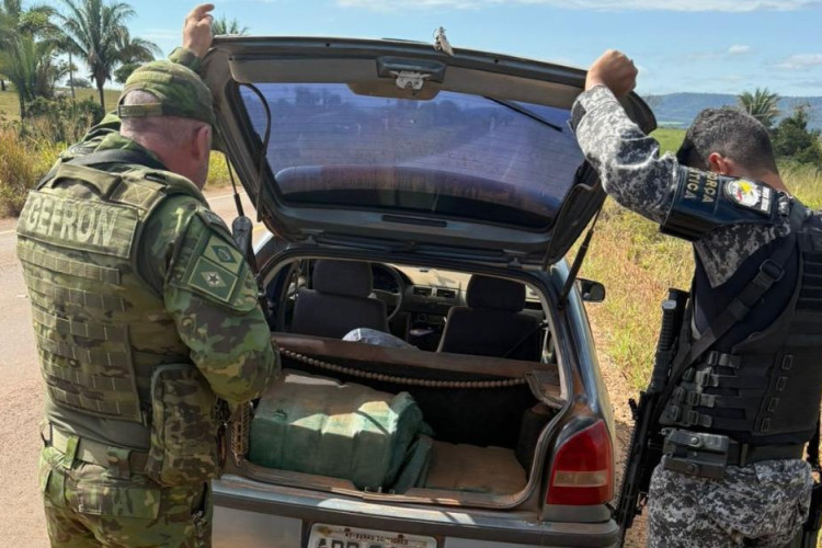 Gefron e Força Tática apreendem 248 quilos de cocaína e provocam prejuízo de R$ 4 milhões às facções criminosas