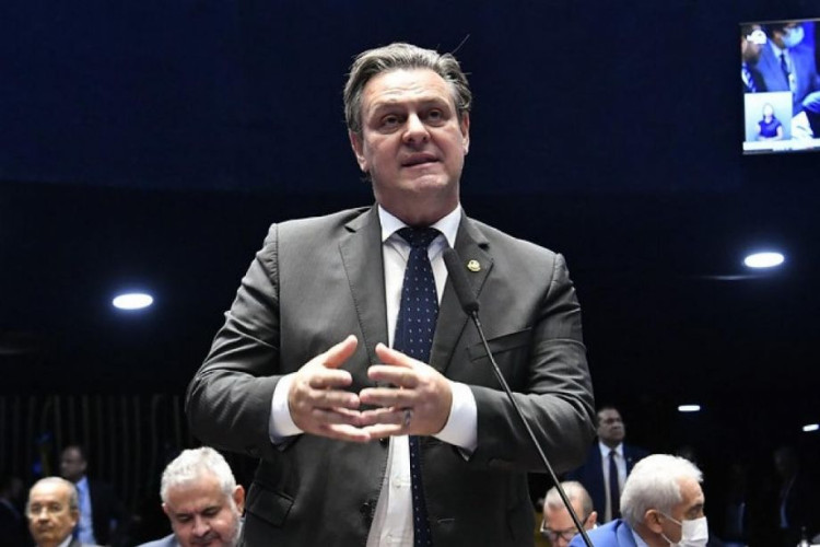 Agricultura informa que golpista tem se passado pelo ministro Carlos Fávaro