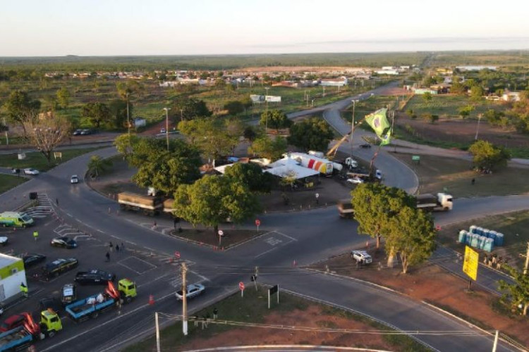 Bloqueios começam a ser liberados em MT; Manifestantes já deixaram Trevo do Lagarto em VG