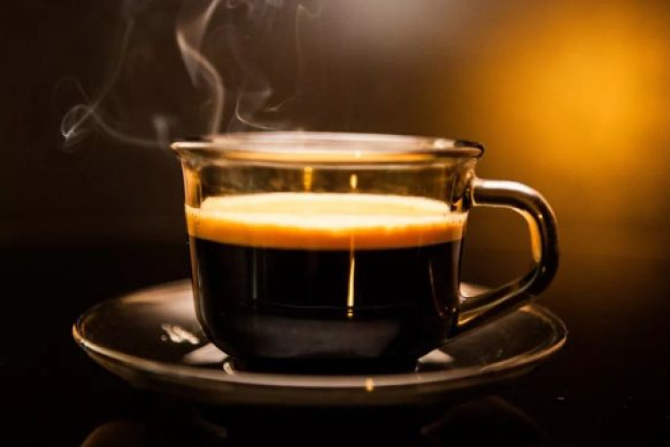 Café tem aumento de mais de 50% no preço e consumidores reclamam em MT