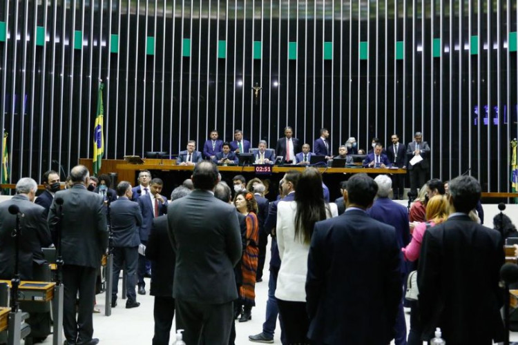 Câmara aprova PL que amplia gastos com publicidade de empresa pública