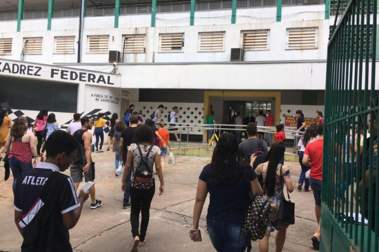Cerca de 50 mil candidatos devem realizar o 2º dia de prova do Enem em MT neste domingo
