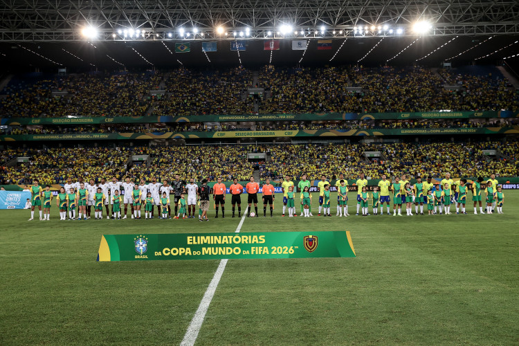 Com público de 40 mil torcedores, Brasil empata com Venezuela na Arena Pantanal