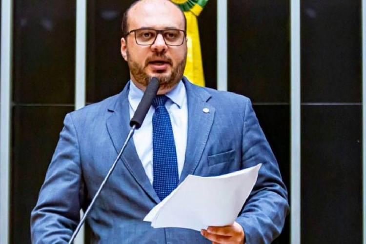 Deputado Dr. Leonardo fica em 1º lugar no Republicanos, mas partido não alcança legenda