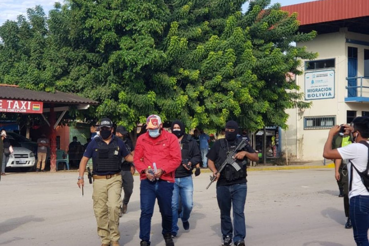 Foragido da Justiça suspeito de fazer parte de quadrilha de narcotráfico em MT é preso na Bolívia