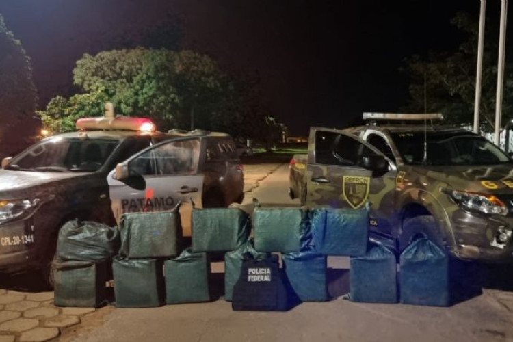 Gefron de MT, Polícia Federal e PM de Rondônia apreendem quase 400 kg de cocaína