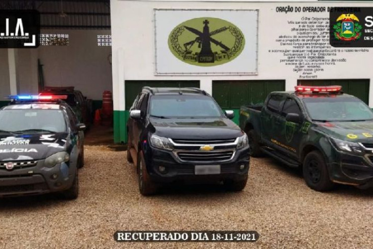 Gefron recupera 4 veículos avaliados em R$ 590 mil que seriam levados para a Bolívia