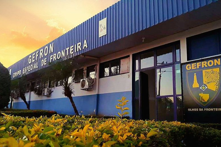Gefron recupera SW4 furtada na capital após perseguição