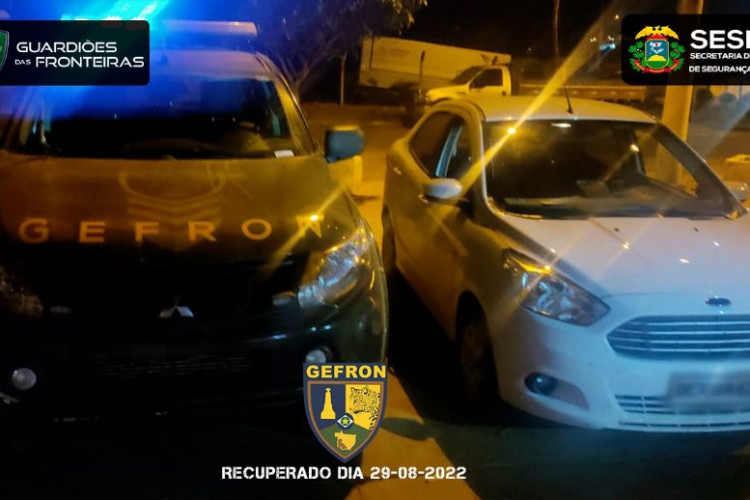 Gefron recupera veículo furtado em patrulhamento na Estrada do Matão