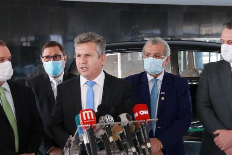 Governador articula com presidente melhorias em estradas, construção de 20 mil casas populares e projetos de Turismo