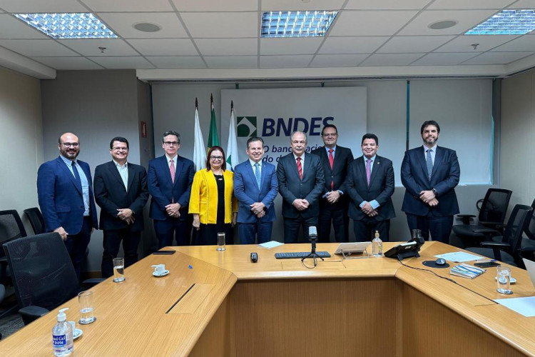 Governador busca financiamento do BNDES para acelerar obras de duplicação da BR-163