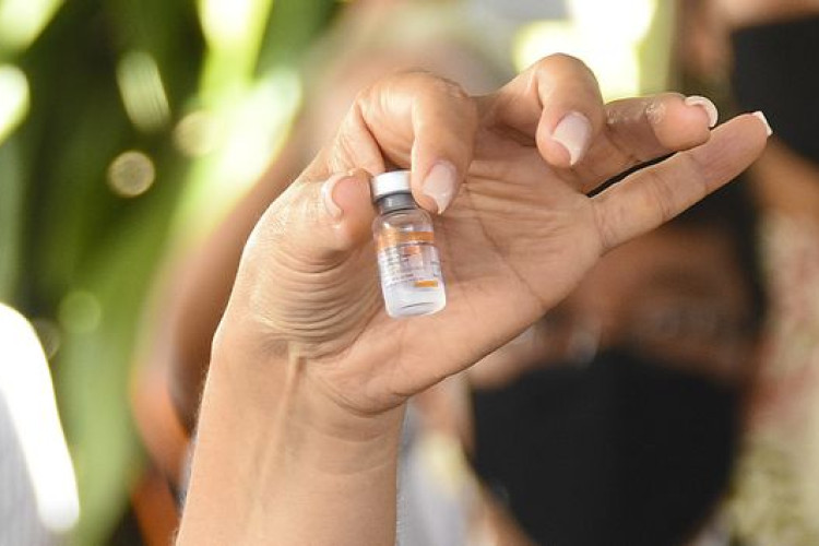 Governo Federal distribui quantidade necessária de vacinas para segunda dose da Coronavac