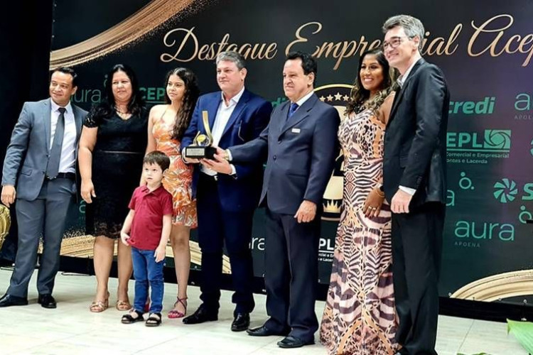 HOMENAGEM: Deputado Valmir Moretto é escolhido Personalidade do Ano em evento da Acepl