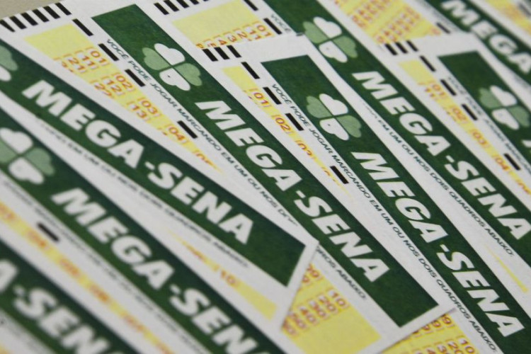 Mega-Sena de hoje sorteia prêmio de R$ 115 milhões
