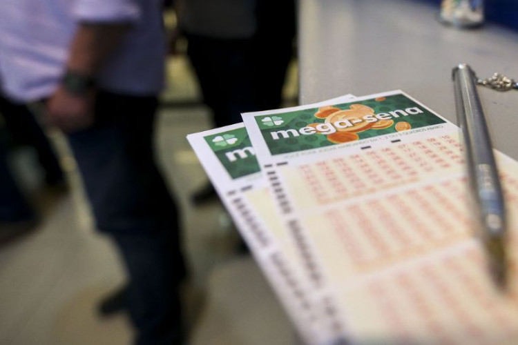 Mega-Sena deste sábado deve pagar prêmio de R$ 63 milhões