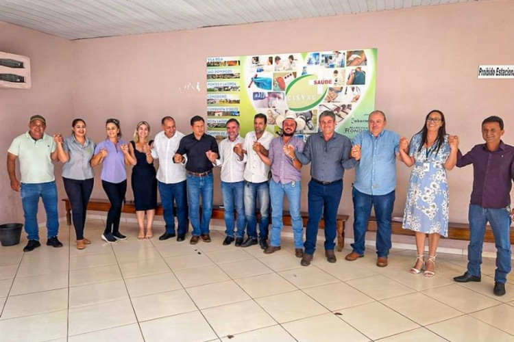 Moretto conduz reunião e prefeitos assumem compromisso de investirem no Hospital Vale do Guaporé