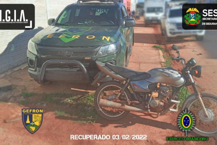 Motocicleta furtada é recuperada na fronteira pelas forças de segurança