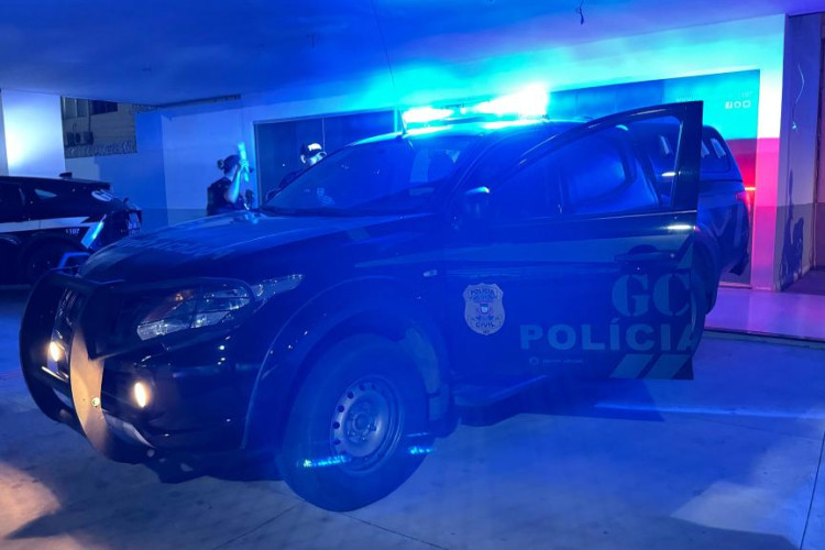 Pastor de MT é alvo de operação por extorsão a comerciantes com taxa sobre galões de água