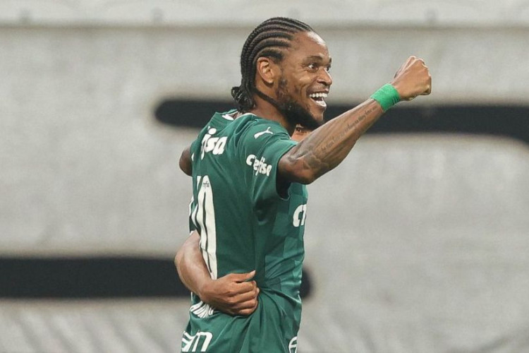 Palmeiras vence clássico e vai à final do Paulista