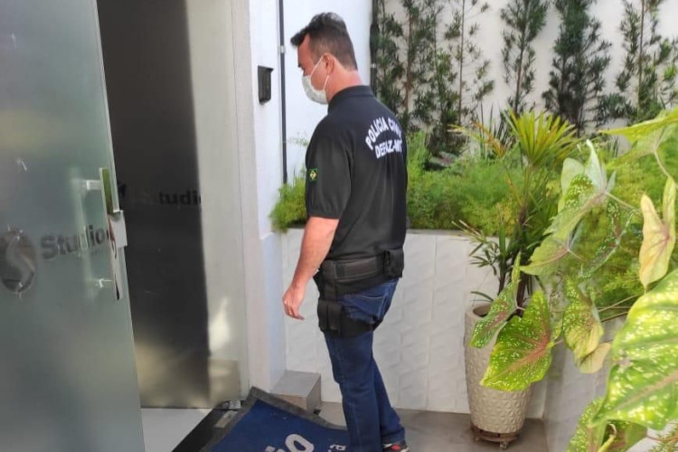 Polícia Civil deflagra operação contra empresas suspeitas de cometerem fraudes em licitações que lesaram o Estado