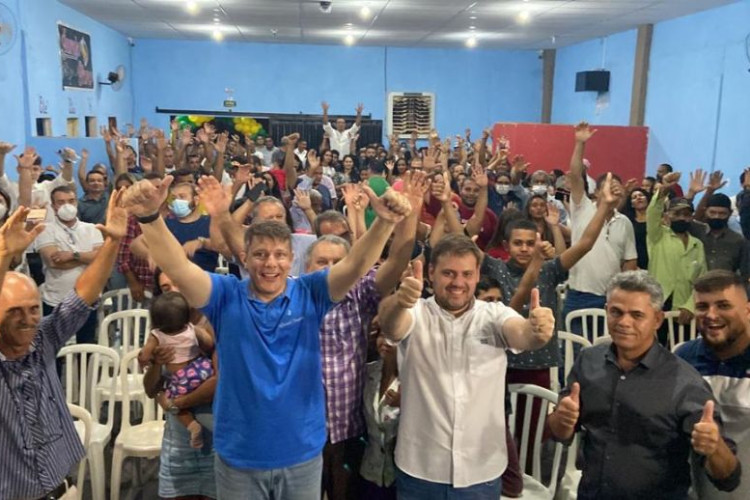 PRÉ-CAMPANHA: Com presença de Irajá Lacerda, evento político reúne mais de 500 pessoas em Pontes e Lacerda