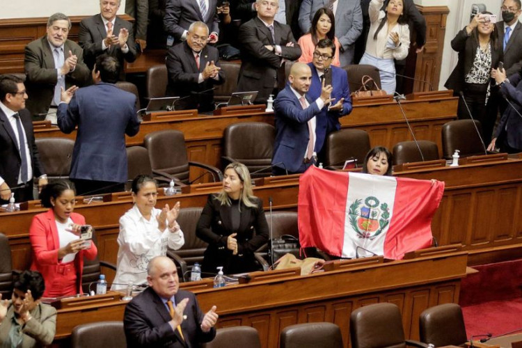 Presidente do Peru é destituído e preso; entenda a crise que derrubou Pedro Castillo